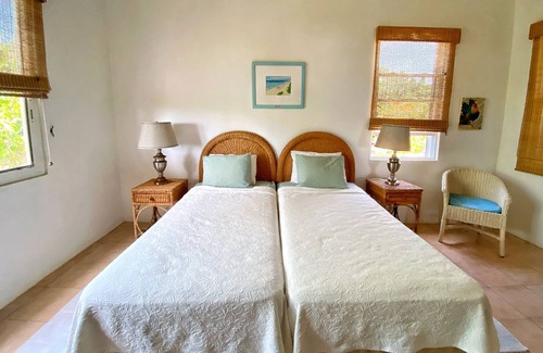 Island Harbour House | 3 minutes to Shoal Bay Beach - Spectacular Ocean Views
