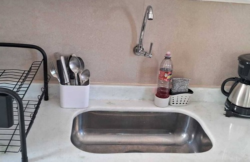 Manguinhos House | 3 MINUTES WALK TO GERIBÁ BEACH. 2 BEDROOM HOUSE
