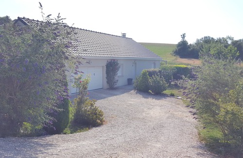 Montfaucon House | 3 private rooms in house with pool in Montfaucon