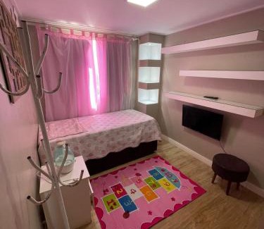 Asa Sul Apartment | 3 quartos completos, piscina aquecida aguas claras