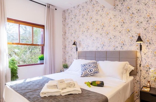 Capivari Apartment | 3 Quartos no Capivari com Lareira