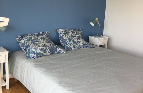 Saint-Quay-Portrieux Apartment | 3-room apartment at the foot of Casino beach