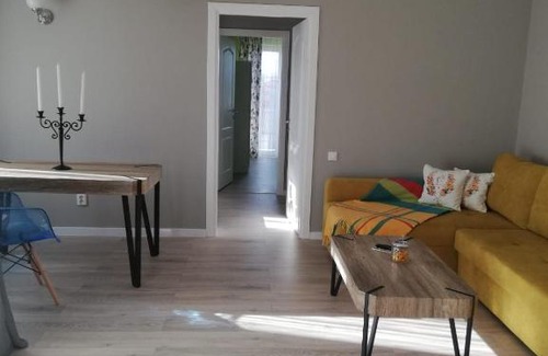 Blejoi Apartment | 3 room apartment 2 minutes away from Ploiesti