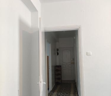 Sfax Apartment | 3 Room Apartment 4km from city center, 2nd Floor, no elevator