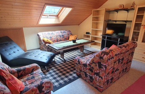 Nuedlingen Apartment | 3 room apartment in the Rhön/near Bad Kissingen. Quiet location! Lots of nature!