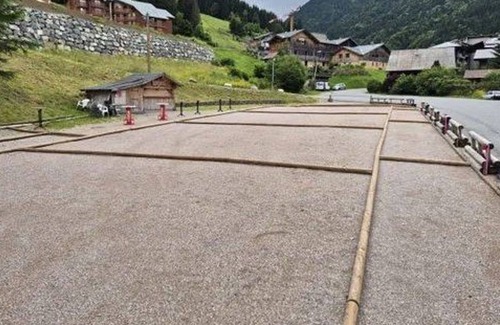 Station de Drouzin le Mont Apartment | 3-room duplex near slopes with balcony and parking