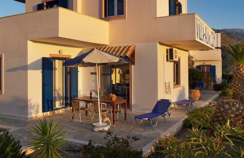 Myrtos Apartment | 3-Room House with Sea View