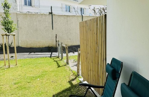 Saint-Pierre-Quiberon Apartment | 3-room town center, enclosed garden, 150m from the beach