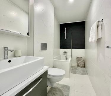 Stefanestii de Jos Apartment | 3 Rooms A002 StayInn by Cosmopolis