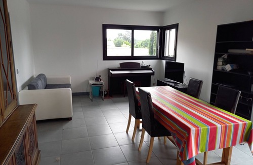 Saint-Vallier-de-Thiey Apartment | 3 rooms in the heart of the village of St Vallier de thiey