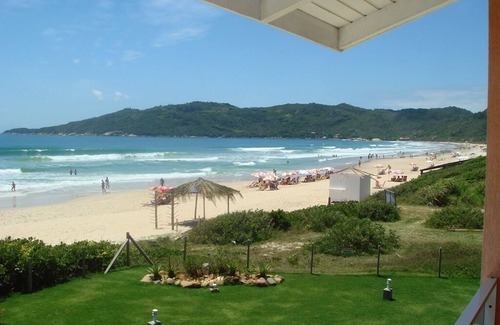 Canto Grande House | 3 SEA-FRONTED Houses - Beach of Mariscal, Bombinhas, SC - HOUSE #6