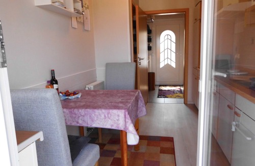 Adorf Apartment | 3 star apartment, quiet area, beautiful view, basic supply in the village