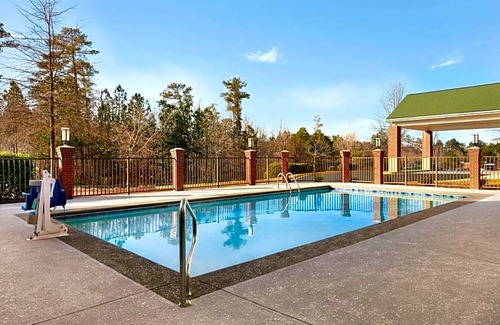 Southwest Raleigh Hotel | 3-Star Hotel ∙ Four Points by Sheraton Raleigh Arena