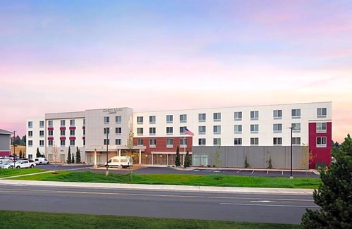 Pullman Hotel | 3-Star Hotel ∙ Courtyard by Marriott Pullman
