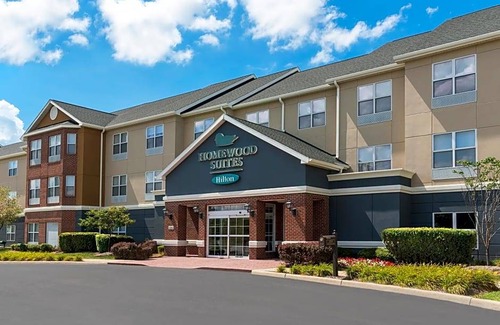 Plainfield Hotel | 3-Star Hotel ∙ Homewood Suites by Hilton Indianapolis Airport / Plainfield