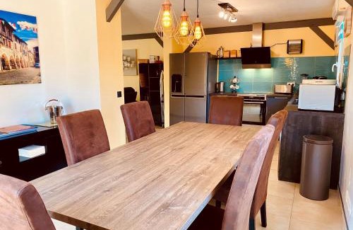 Capdrot House | 3-Star Tourism Rated Holiday Home with Air Con and Private Heated Pool - 40 Mins from Bergerac