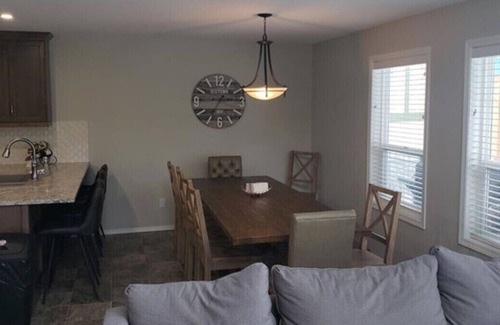 Silver Star Mountain House | 3 Storey, 6 Bedroom, 5 Bthrm, 2 Kitchens, Ski in/Ski out Multi-Family Mountain H