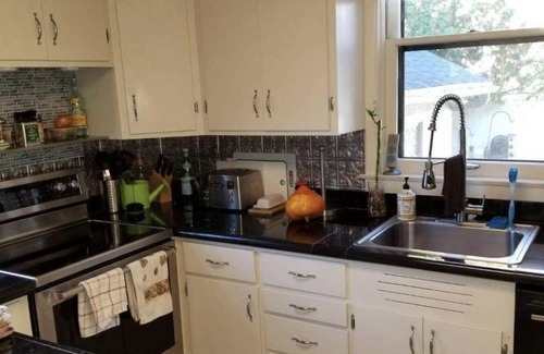 Appleton House | 3 Story character home overlooking Appleton’s historic City Park