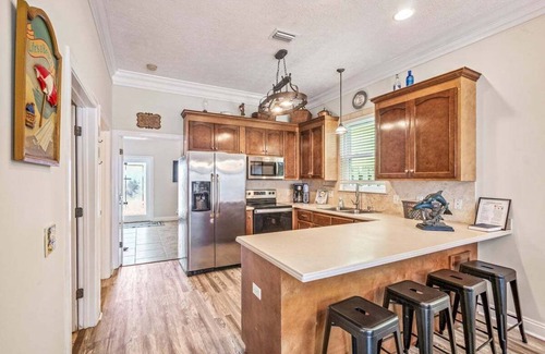 Biltmore Beach House | 3 Story Home,Private Bool,Walk to Beach,Sleeps 14!
