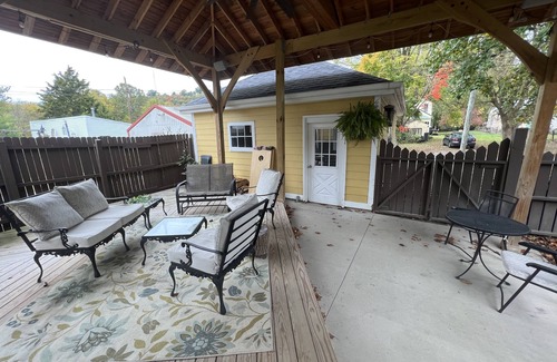 Madison House | 3-suite cottage spa (aaaah!) house—amenities galore, in historic Madison Indiana