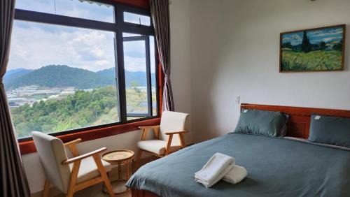 Da Lat Bed & Breakfast | 3 Tầng Mây Homestay & Coffee