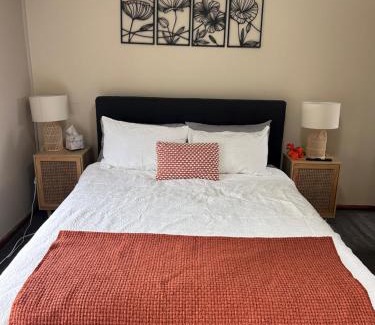 Canowindra Apartment | #3 Waddell Studio Apartment
