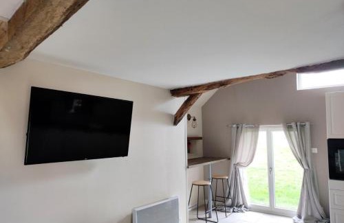Souce House | 3 Yoga Gîte in Soucé - 1 Bedroom Sleeps 4