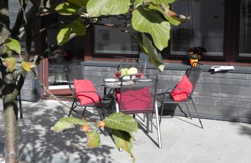 Winterhude Apartment | 3-Zi.-Apartment "Kampnagel" modern apartment up to 8 people, incl. WIFI