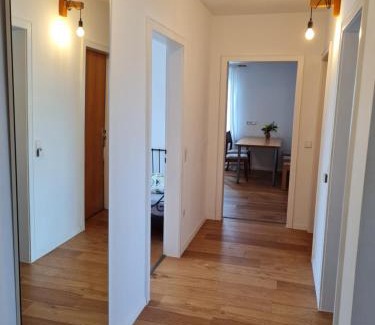 Wolfschlugen Apartment | 3-Zi-Whg, Nähe Messe Stuttgart, zentral und grün
