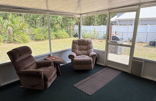 Dunnellon House | “30 Day or more rental” Private RAINBOW RIVER access!