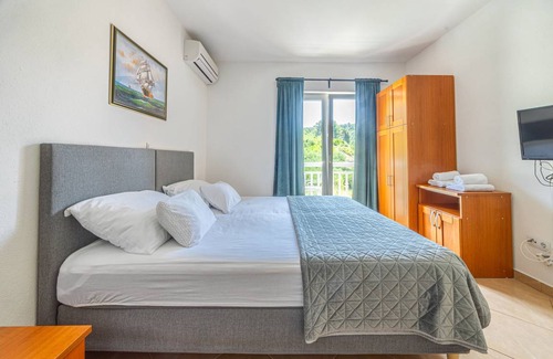 Tucepi Apartment | 30 m² Apartment ∙ 2 guests
