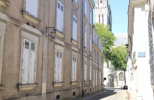 Downtown Angers Cottage | 30 m² Cabin ∙ 1 bedroom ∙ 2 guests
