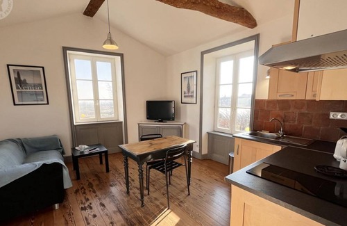 Saint-Andre-dʼApchon Cottage | 30 m² Cabin ∙ 1 bedroom ∙ 2 guests