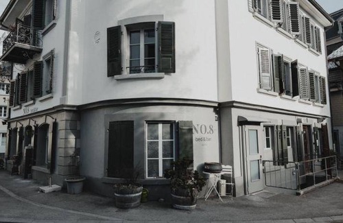 Unterseen Hotel | 30 m² Hotel ∙ 6 guests
