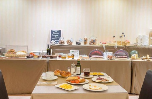 La Seu d'Urgell Hotel | 30 m² Hotel ∙ 127 guests