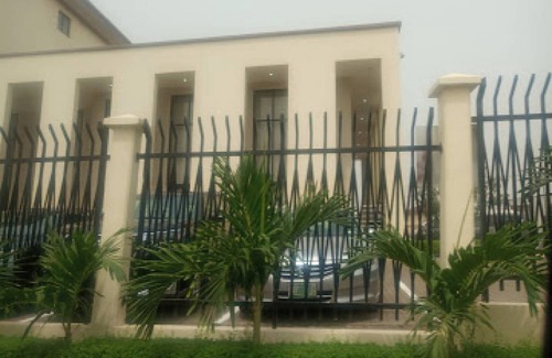 Ikeja Resort | 30 m² Private room ∙ 1 bedroom ∙ 2 guests