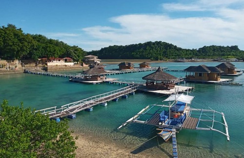 Ambulong Island Resort | 30 m² Resort ∙ 4 guests