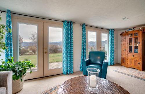 Monitor House | 30 Mins to Leavenworth Home with Hot Tub and Yard!