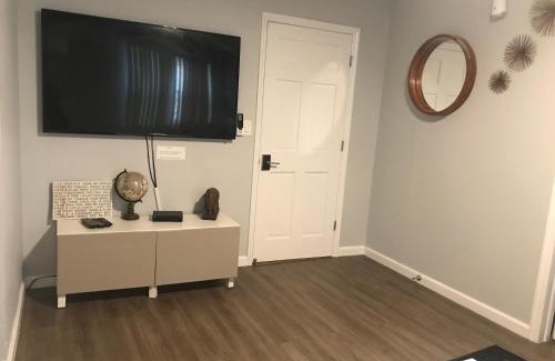 Queens Apartment | 30 mins to TIMES SQ!