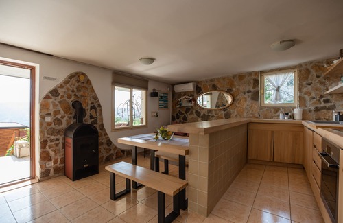 Rogac Apartment | !30% OFF in September!/Unwind in the island home near the ocean