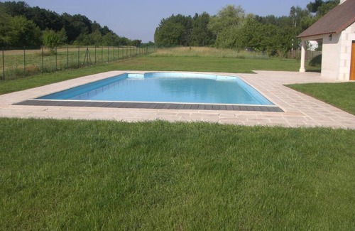 Saint-Georges-sur-Cher Cottage | 300 m² Cabin ∙ 5 bedrooms ∙ 12 guests