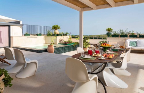 Noto Apartment | 300 m² Apartment ∙ 4 bedrooms ∙ 8 guests