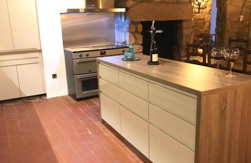 Quarre-les-Tombes House | 300 m² House ∙ 7 bedrooms ∙ 14 guests