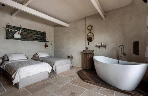 Waverveen House | 300 m² House ∙ 4 bedrooms ∙ 12 guests