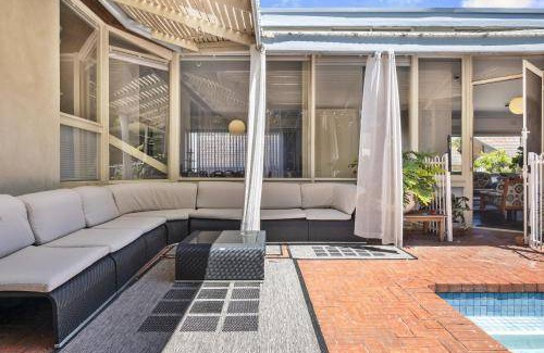 Beaumaris House | 300 m² House ∙ 5 bedrooms ∙ 10 guests