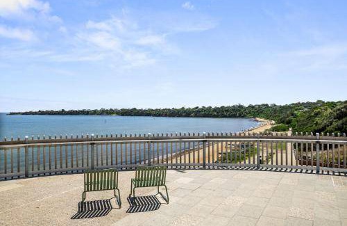 Beaumaris House | 300 m² House ∙ 5 bedrooms ∙ 10 guests