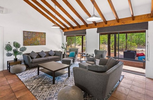 Yallingup House | 300 m² House ∙ 5 bedrooms ∙ 9 guests
