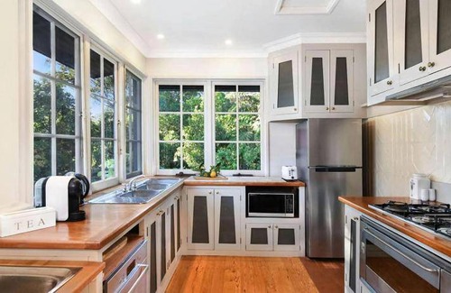 Bellawongarah House | 300 m² House ∙ 5 bedrooms ∙ 12 guests