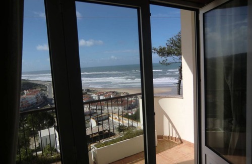 Pataias Villa | 300 m² Villa ∙ 2 bedrooms ∙ 4 guests