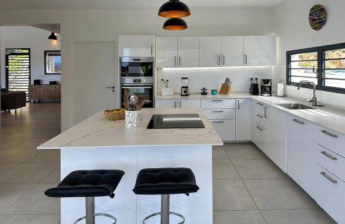 Case-Pilote Villa | 300 m² Villa ∙ 4 bedrooms ∙ 8 guests